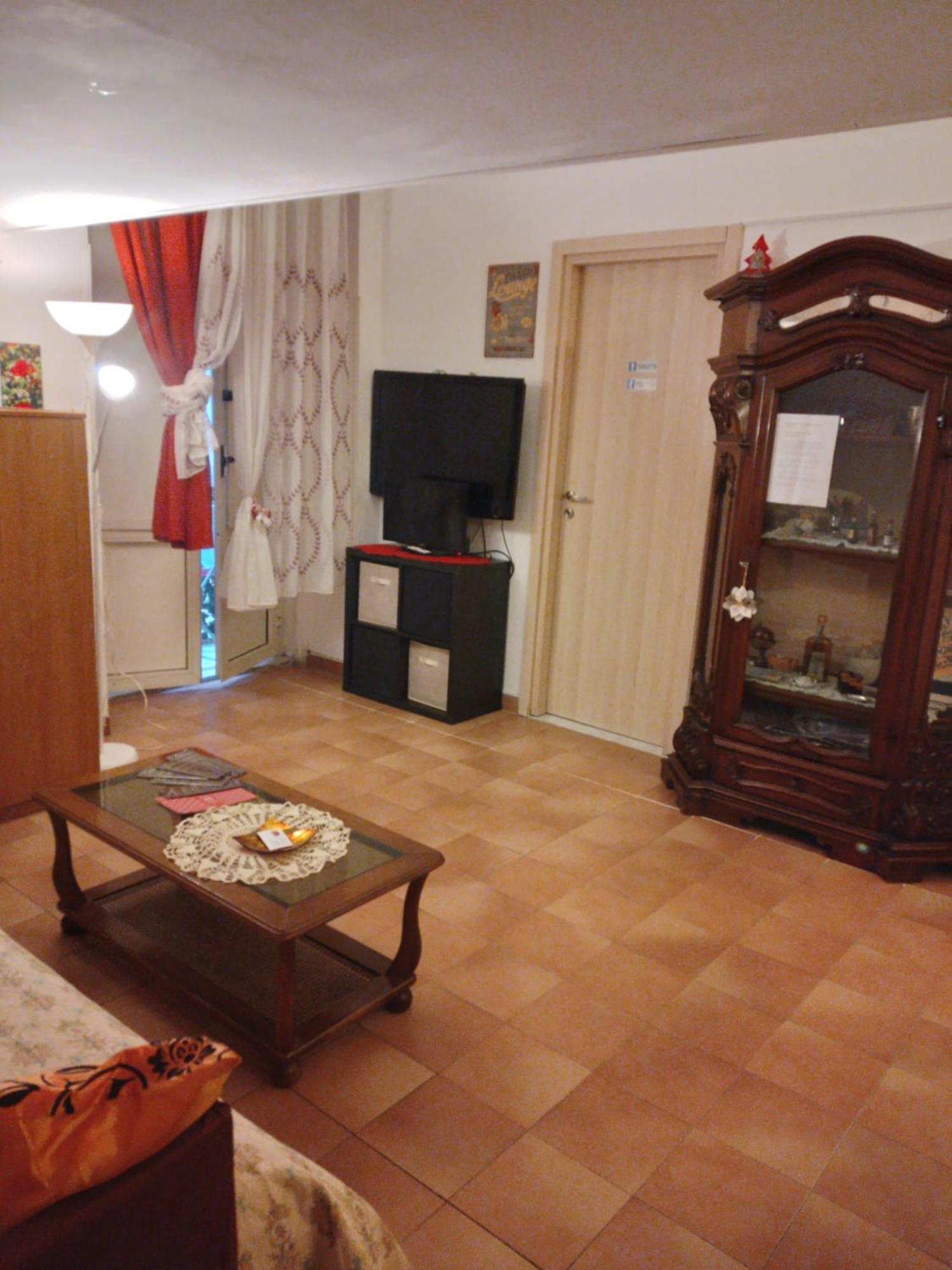 Donnalbina House Centro * Naples